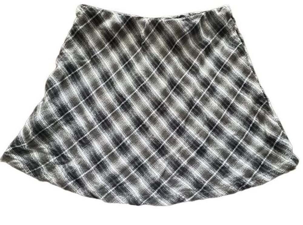 Old Navy Girls Black and White Plaid Skirt Size M (8)